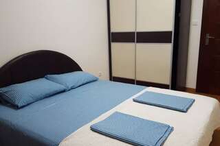 Апартаменты Apartment with swimming pool Будва Апартаменты с 3 спальнями-19