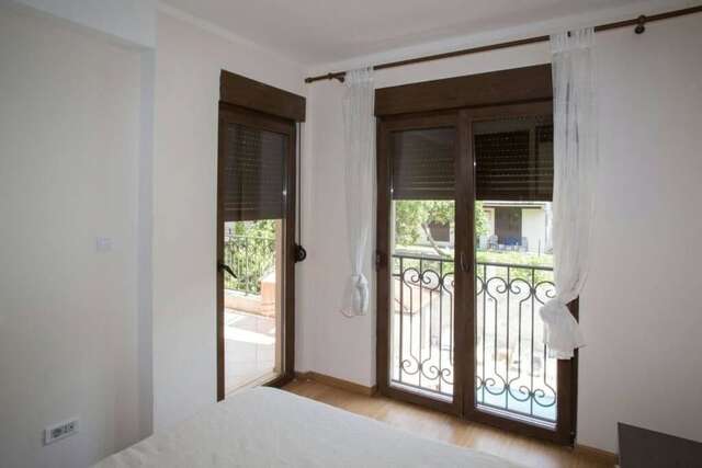 Апартаменты Apartment with swimming pool Будва-27