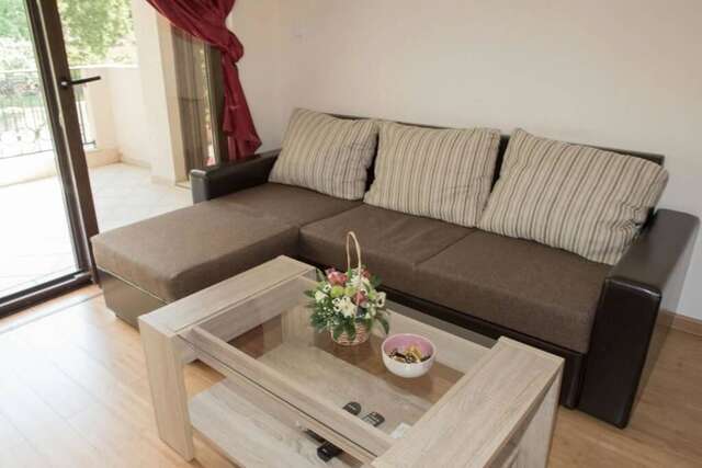 Апартаменты Apartment with swimming pool Будва-53